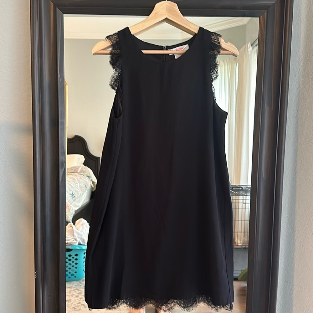 Black trim lace dress